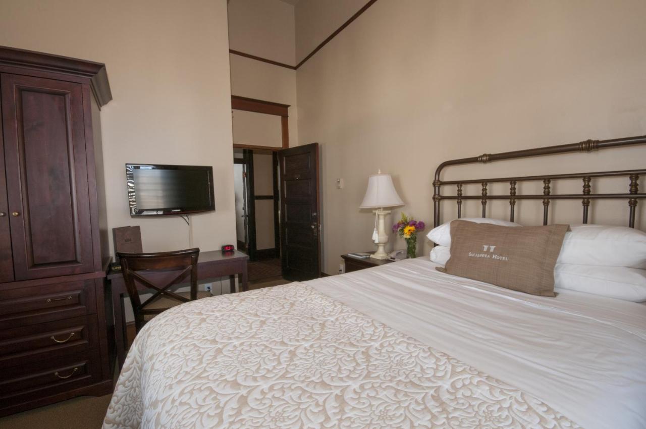 The Sacajawea Hotel Three Forks Екстериор снимка
