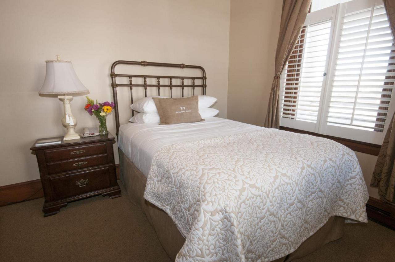 The Sacajawea Hotel Three Forks Екстериор снимка