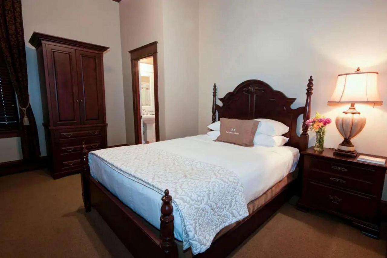 The Sacajawea Hotel Three Forks Екстериор снимка