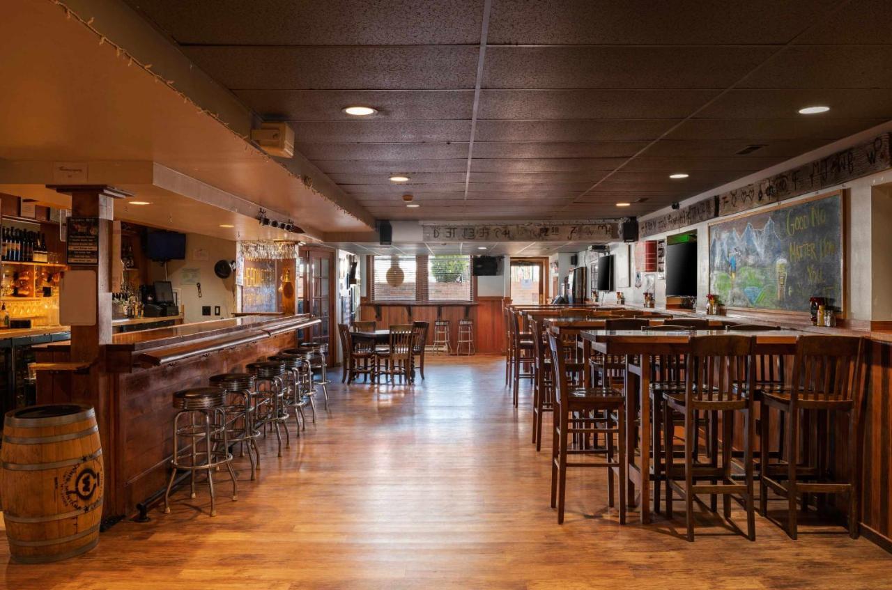 The Sacajawea Hotel Three Forks Екстериор снимка